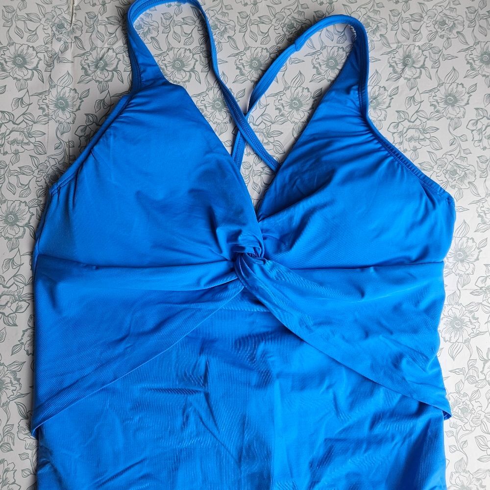 NWT BLEU Twist & Shout One-Piece Swimsuit | 12 - Picture 3 of 4